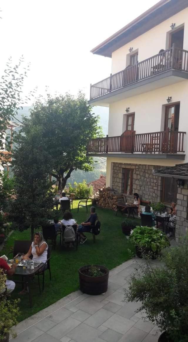Hotel Olympic Metsovo Exteriör bild